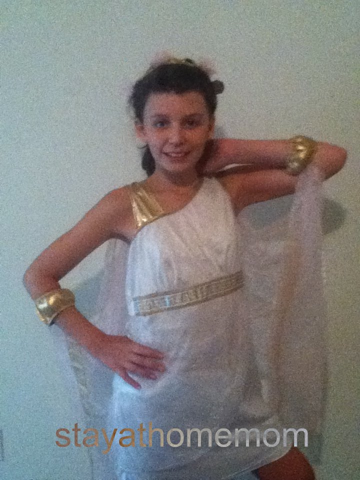 18+ Stay At Home Mom Halloween Costume