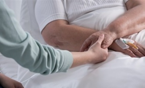 Decision not to offer or perform CPR can be at the discretion of treating physicians Decision not to offer or perform CPR can be at the discretion of treating physicians