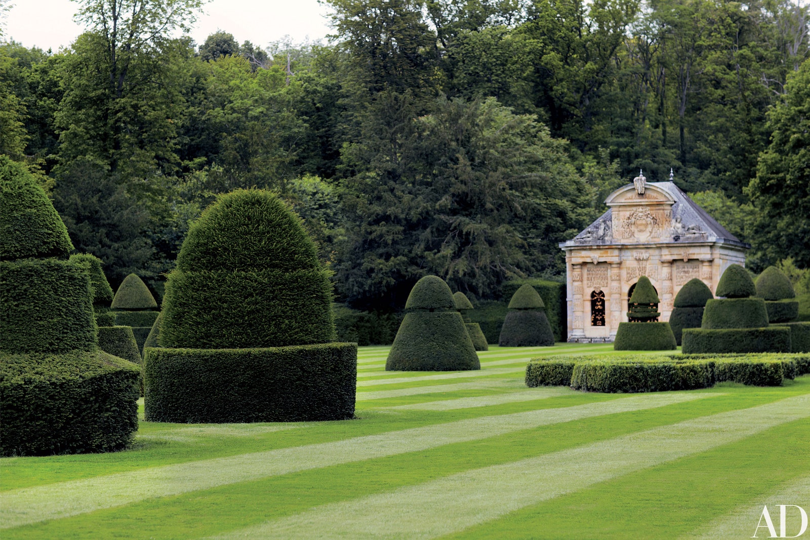 At Home With | Places: Valentino Garavani’s Château de Wideville, France