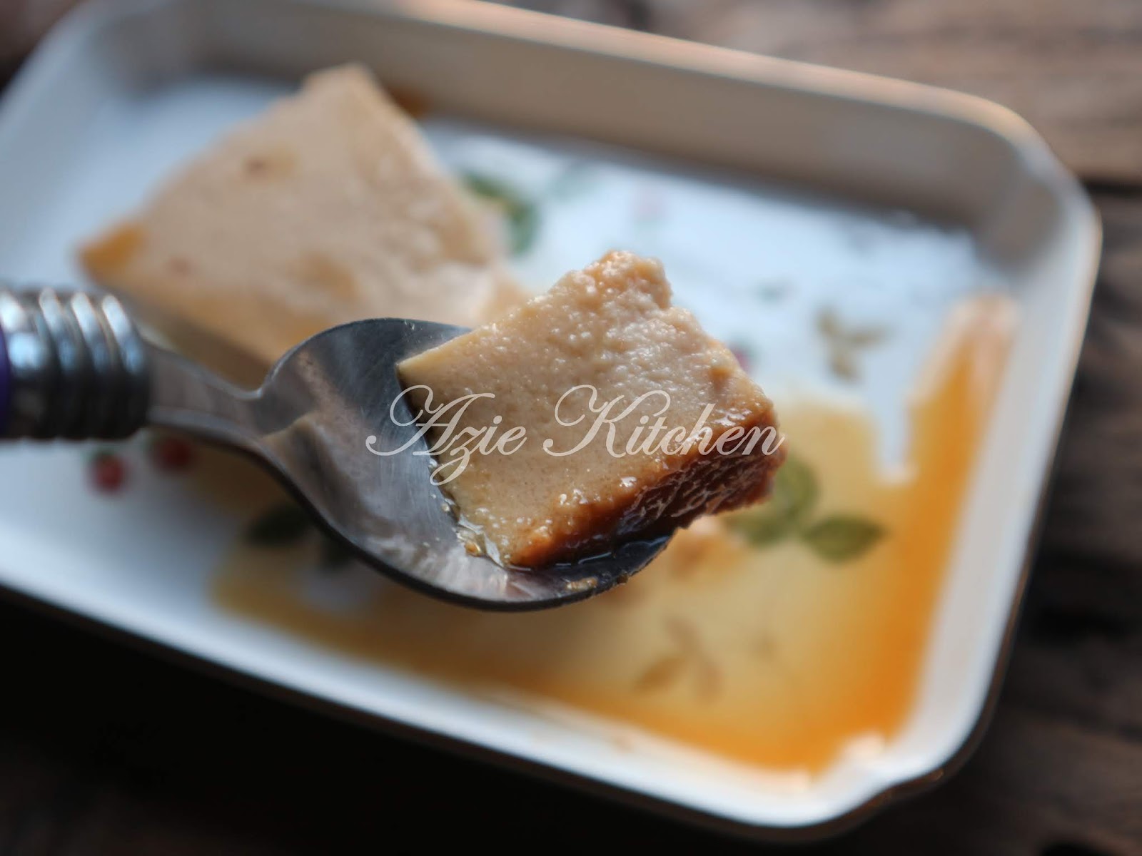 Puding Roti Karamel Azie Kitchen