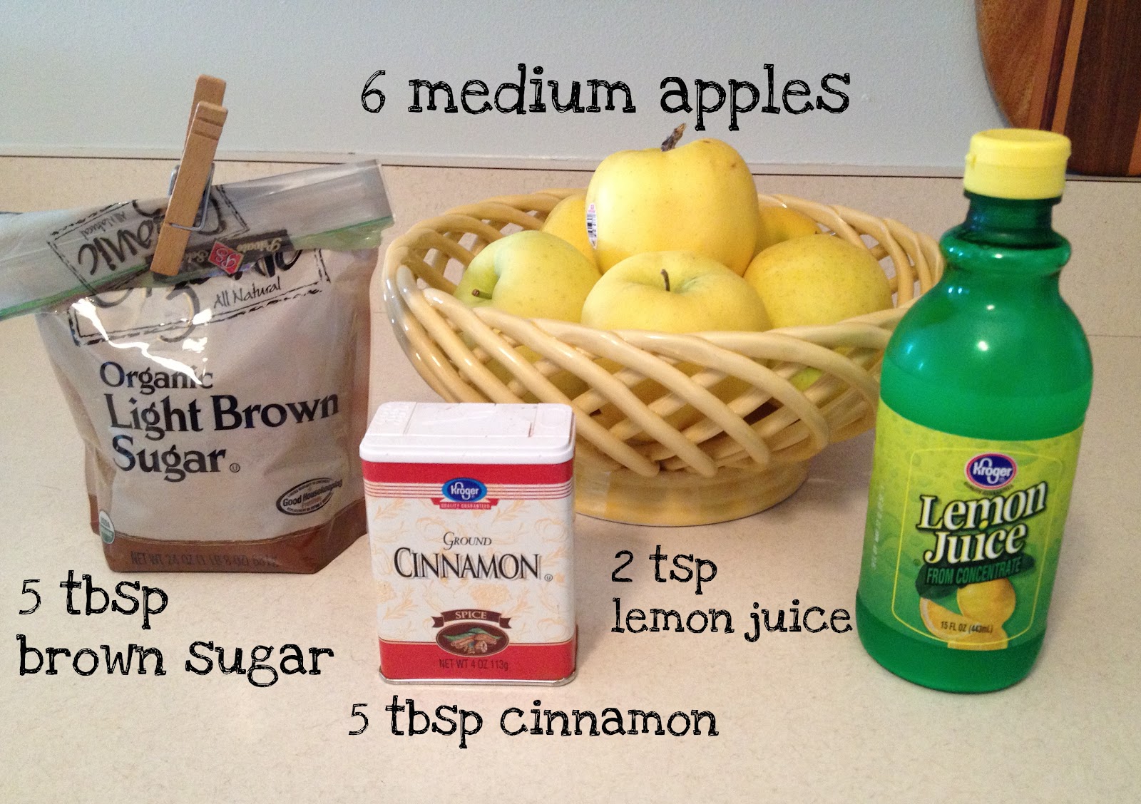 kara sews {get in my belly} cinnamon apple sauce