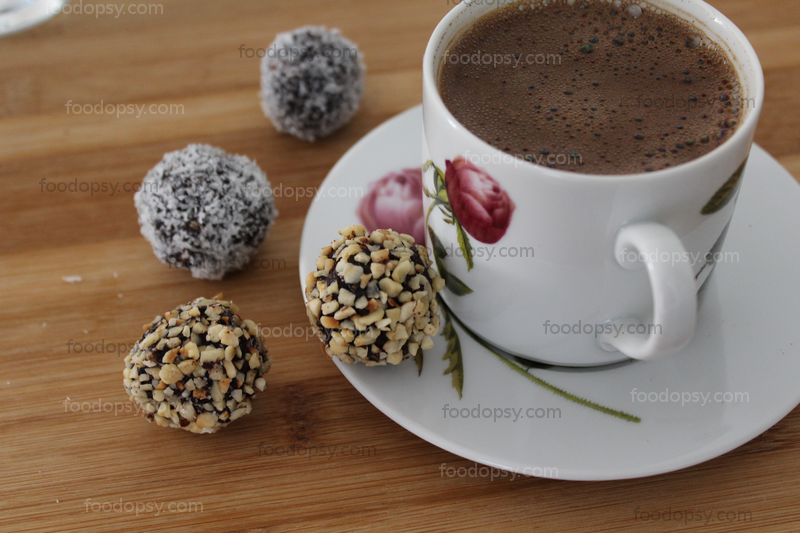 Healthy Brownie Energy Balls