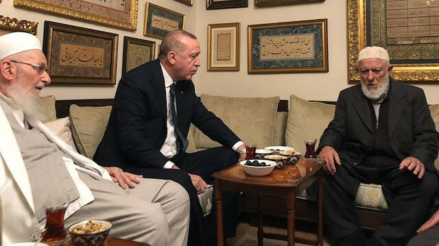 recep tayyip erdoğan ismailağa muhammed emin saraç hoca ziyareti recep tayyip erdoğan ismailağa muhammed emin saraç hoca ziyareti