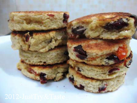 Resep 30 Menit Welsh Cake - Kue Goreng ala Inggris nan empuk!