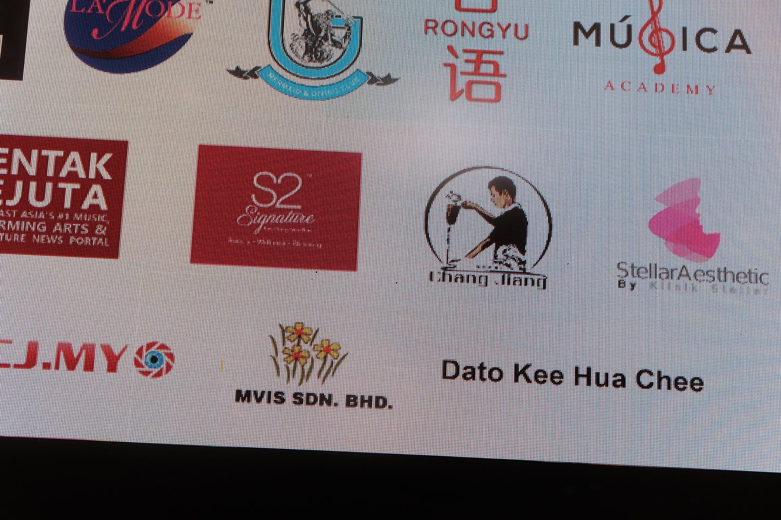 Kee Hua Chee Live!: AMMETTA MALHOTRA HELD THE SUPER MODEL UNIVERSE