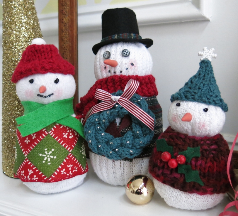 The Fuzzy Lounge: Free Knitting Patterns: Knit Accessories for Sock Snowmen