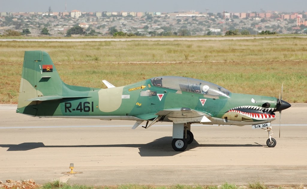 Tucano%2BEMB-312%2Bof%2Bthe%2BAngolan%2BAir%2BForce_pic.jpg