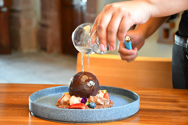 CupCakes and CrabLegs: July 2019