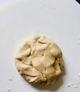 onion-stuffed-paratha-recipe-step-4(a-9,2)