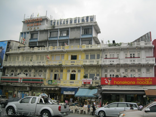 Businesses near Hua Lamphong Train Station