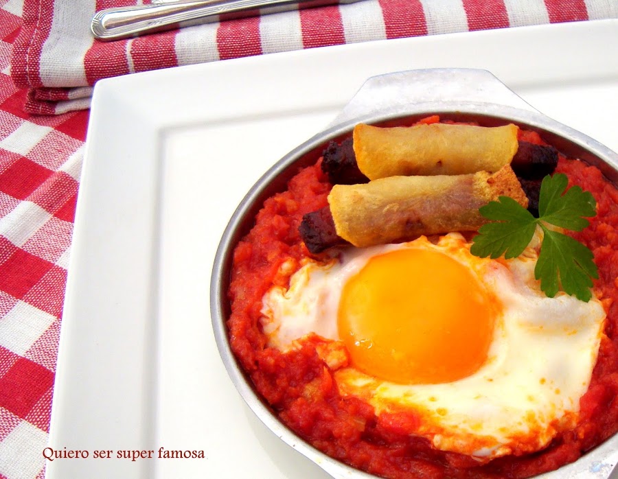 http://cosas-mias-y-demas.blogspot.com.es/2013/05/huevos-fritos-con-tomate-y-chistorra.html