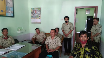 Kades Yang Tegar ; Tetap Tenang dan Fokus Hadapi Persoalan Kades Yang Tegar ; Tetap Tenang dan Fokus Hadapi Persoalan