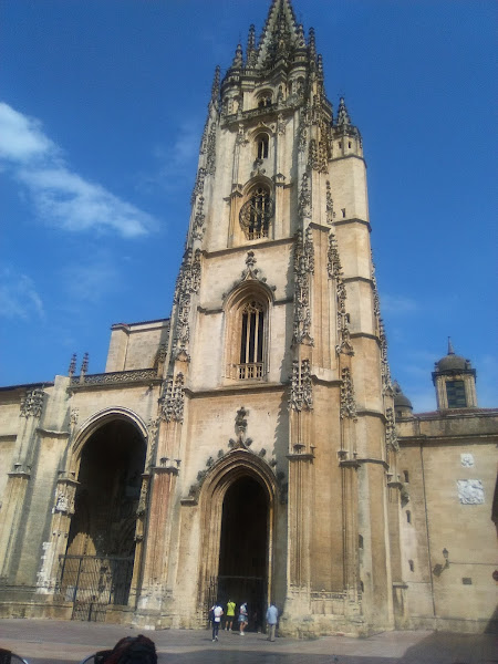 Imagen del exterior de la Catedral de Oviedo