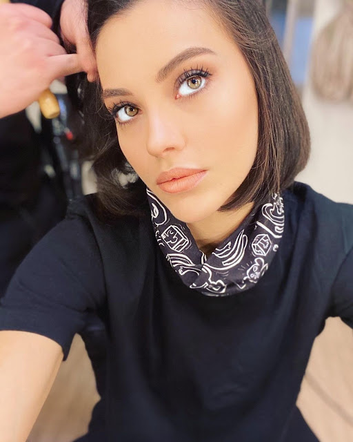 Kağıt Ev Dizisi Azra Tuvana Türkay İnstagram Fotoğrafları ve İnstagram