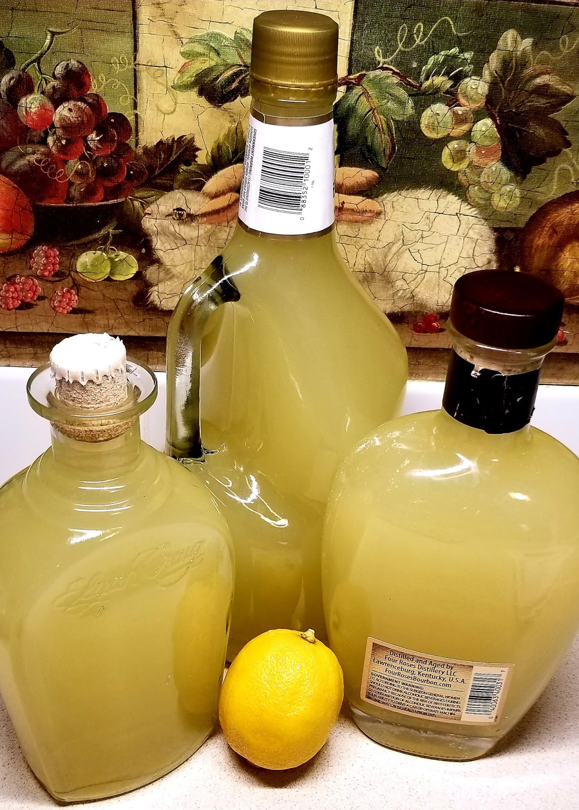LIMONCELLOWHEN LIFE GIVES YOU LEMONS MAKE LIMONCELLO
