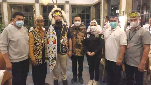 Dewan Adat Dayak Kaltim bersama LaNyalla