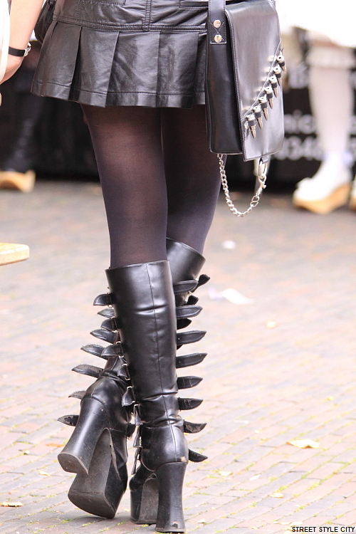 mini skirt with boots outfit