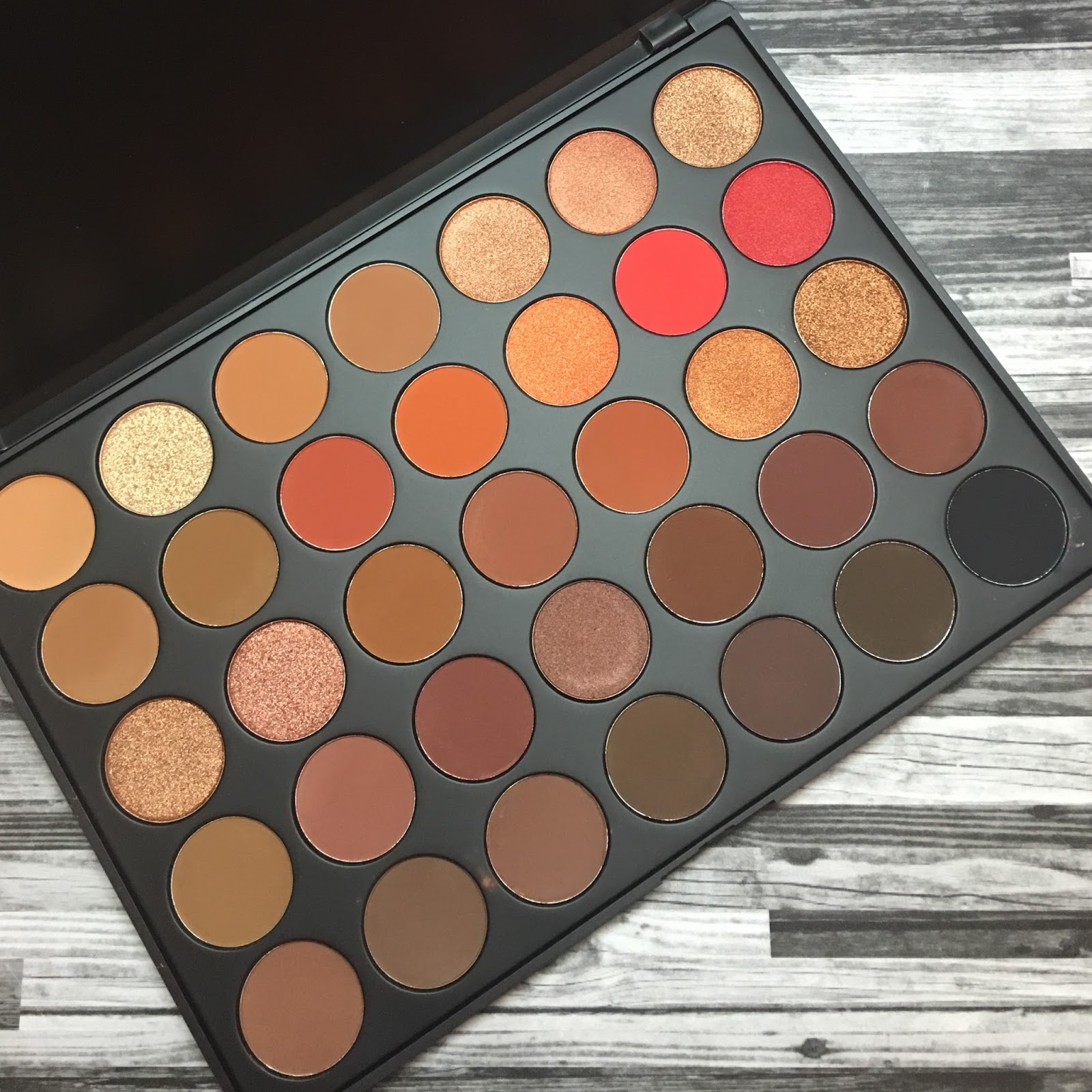 Morphe 350 2 Second Nature Palette Review and Swatches