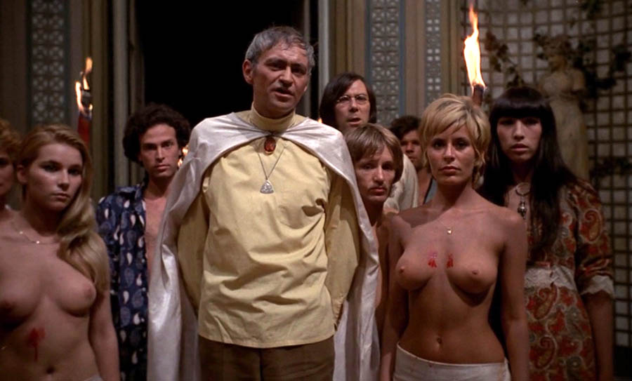 The Nude Vampire (1970) .
