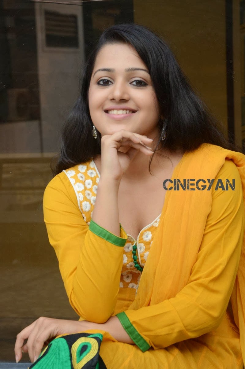 cinegyan Samskruthy Shenoy new pics