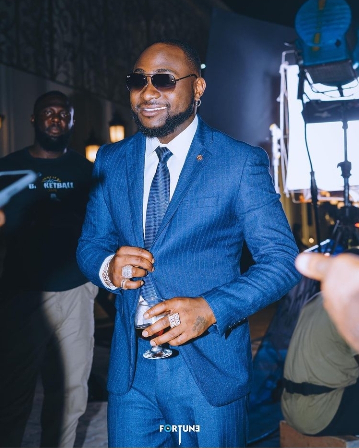 Davido Reacts As Jack Introduces Emoji For His Slang 'E Choke' On