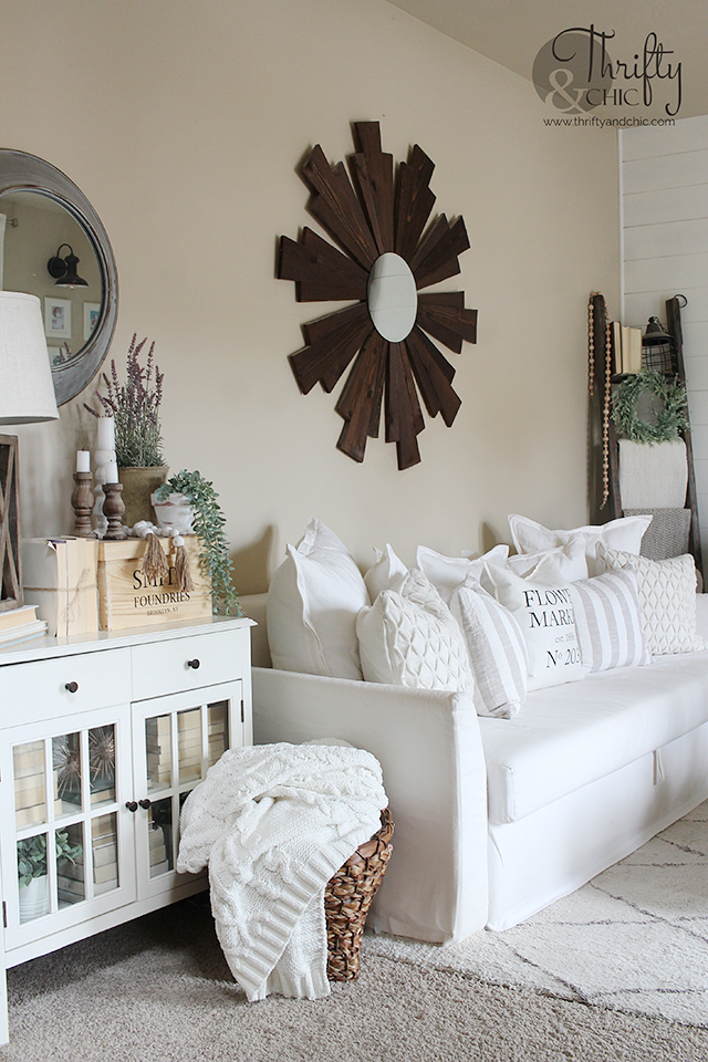 Thrifty and Chic - DIY Projects and Home Decor
