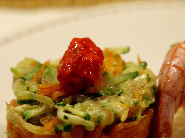  Timbal de verduras, con pescado a la plancha 