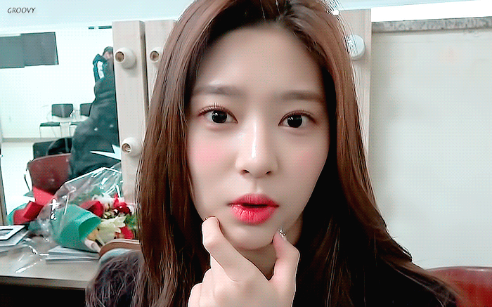 theqoo inserted image