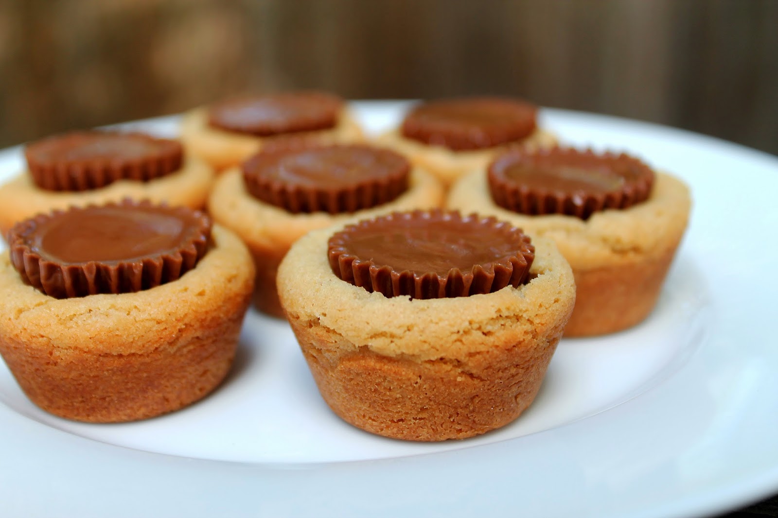 The Dinner Club: Reese&amp;#39;s Peanut Butter Cup Cookies