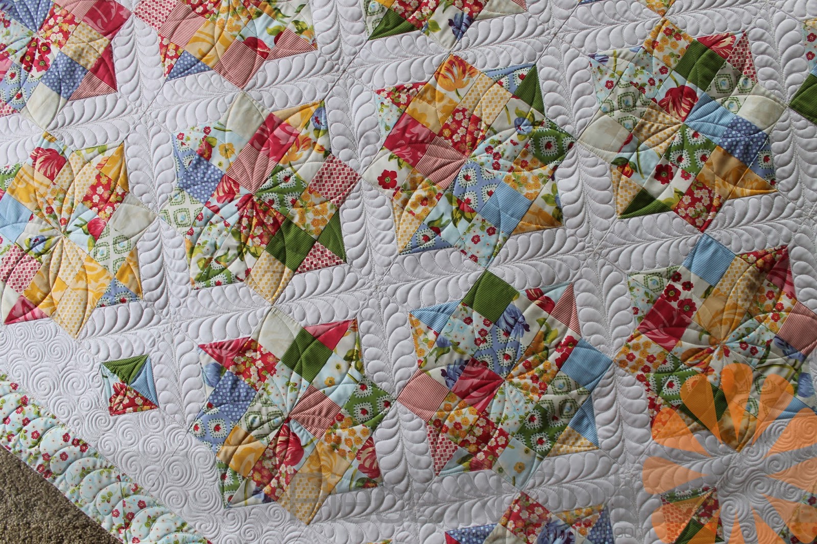 Mountain Magic Quilt Pattern by Missouri Star Contemporary | Missouri Star Quilt Co.