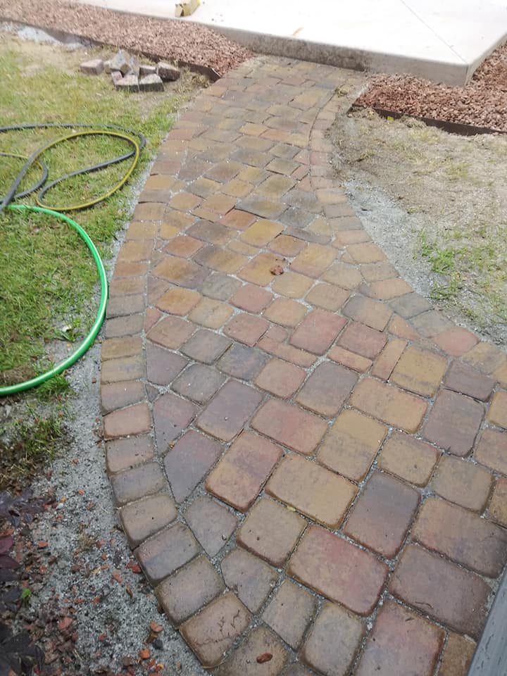 Clay Callaway Masonry pavestone patio and walkways