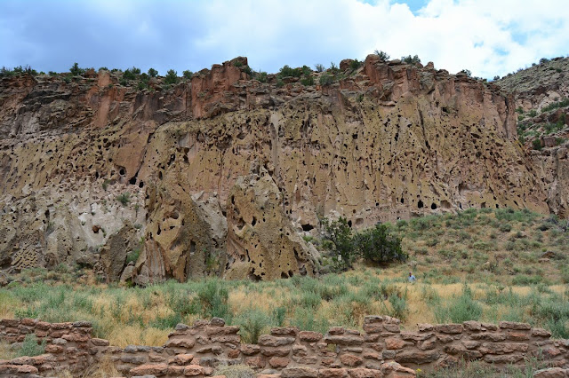 Autre vue de la falaise Bandelier Autre vue de la falaise Bandelier