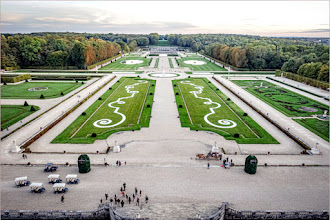 Ailleurs : Les Rubans Ephémères de Patrick Hourcade s'invitent dans les jardins du château de Vaux-le-Vicomte