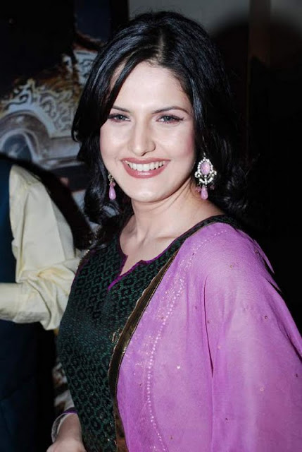 Indian Celeb Beautiful Actress Zarine Khan | Logos Wallpapers
