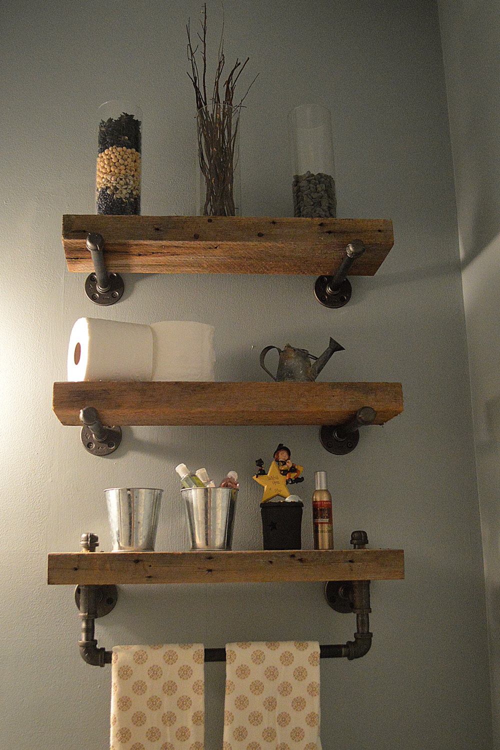 Best Small E Organization Hacks 31 Gorgeous Rustic Bathroom These Shelves Are Another Simple And Effective Rustic Bathroom Idea Plumbing Hardware Pipes Embled Installed As The Brackets For