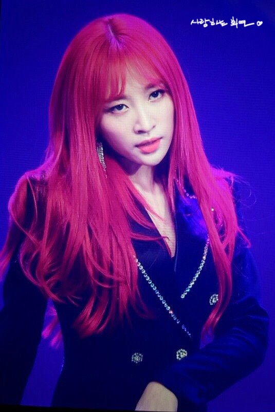 EXID Hani Stuns With Her Red Hair! | Daily K Pop News