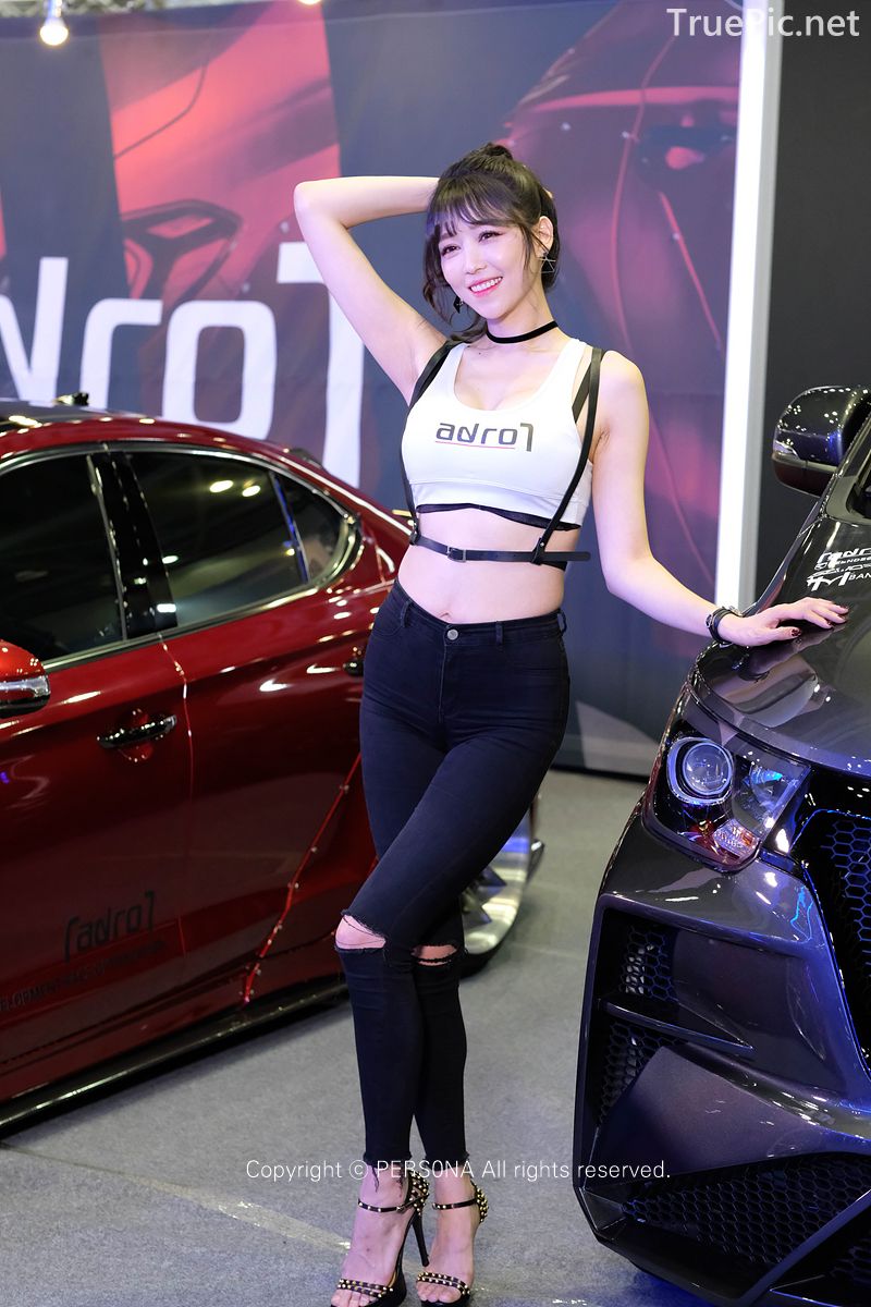 Korean Racing Model - Lee Eunhye - Seoul Auto Salon 2019 - Picture 14