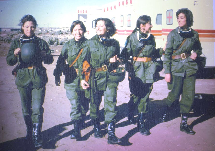 MUJERES DE MALVINAS ARGENTINAS.