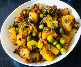 methi-mutter-aloo-ki-sabzi