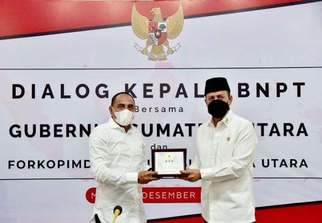 WASPADA! Sebaran  Paham Radikal Rekrut Simpatisan Lewat Jejaring Sosial