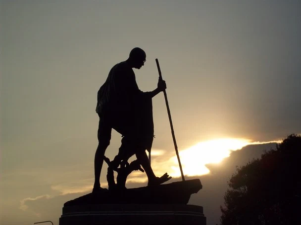 Mahatma Gandhi Statue on Marina Chennai, India 1954 | D. P. Roy Chowdhury 1899-1975 | Indian sculptor