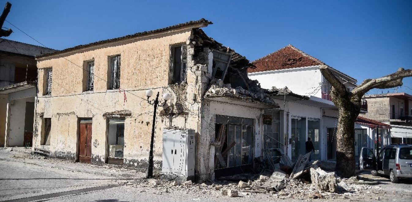 Πάργα: Ζητούνται άμεσα 100 κοντέινερ για τους σεισμόπληκτους Πάργα: Ζητούνται άμεσα 100 κοντέινερ για τους σεισμόπληκτους