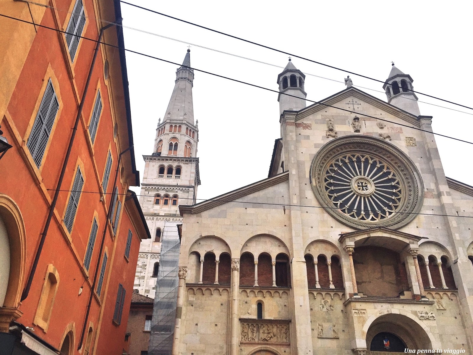 Che cosa vedere a Modena in un giorno tra Piazza Grande, lambrusco e mercatini vintage Una Che cosa vedere a Modena in un giorno tra Piazza Grande, lambrusco e mercatini vintage Una