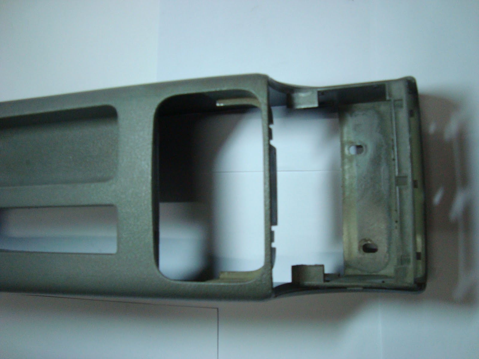 Ferro Velho LCS: Console Cinza Golf