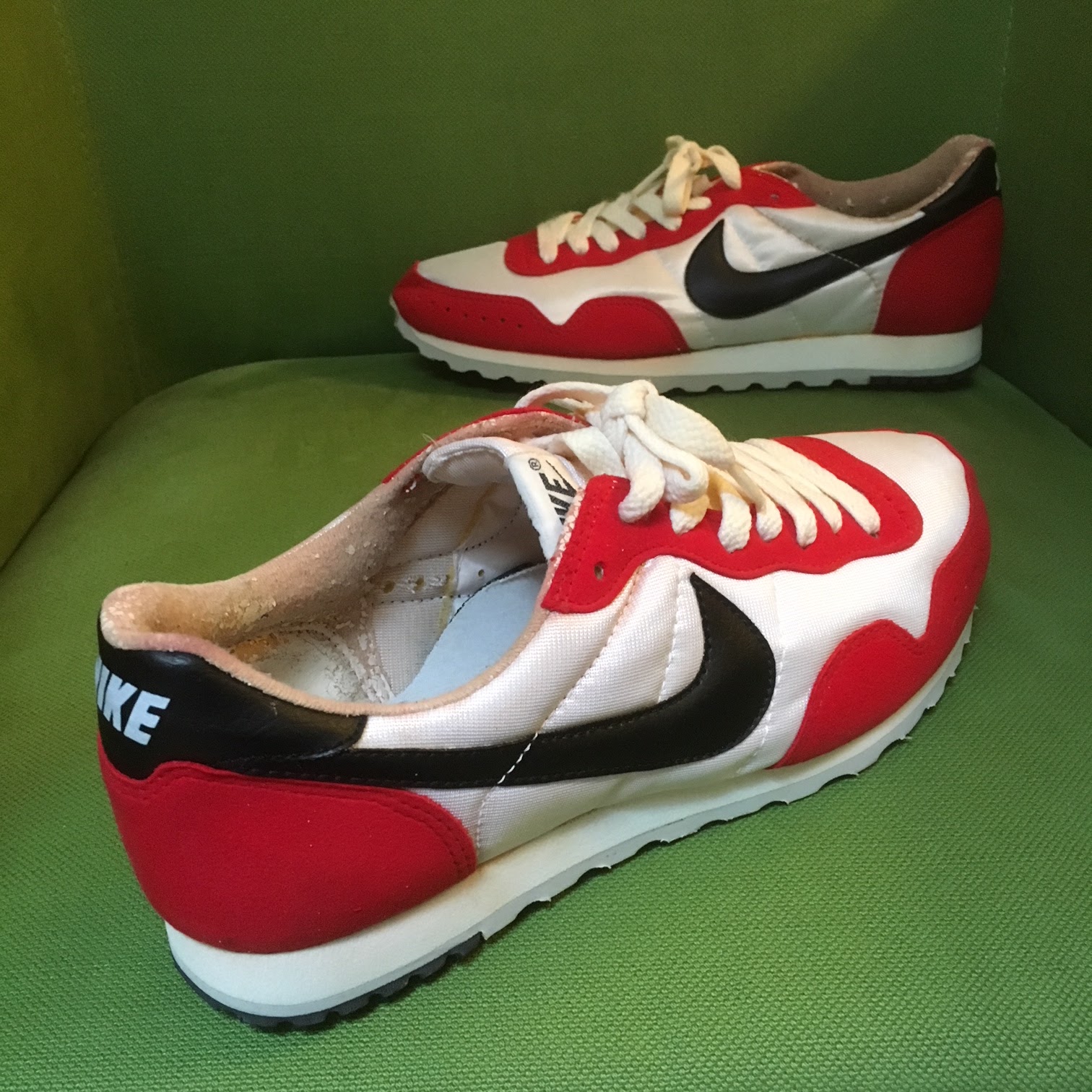 nike track racer vintage