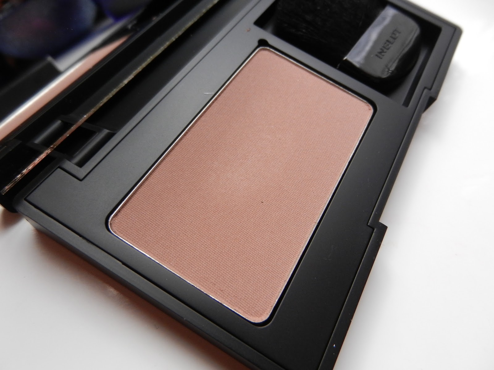 Inglot perfect finish пудра. скульптор инглот 516. Inglot пудра. Inglot пудра. инглот пудра хайлайтер.