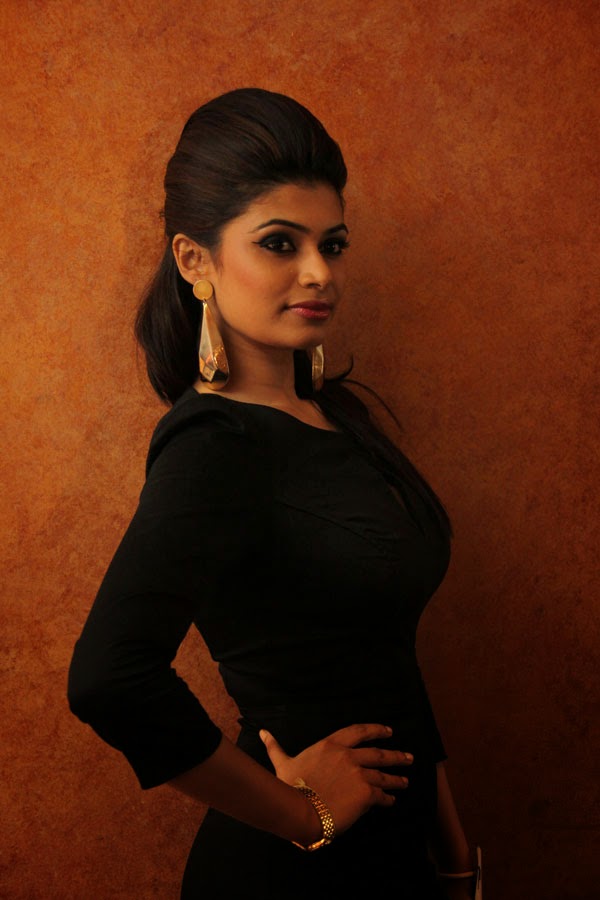 Hirunika Premachandra GOSSIPLANKA 3 PHOTO GALLERY