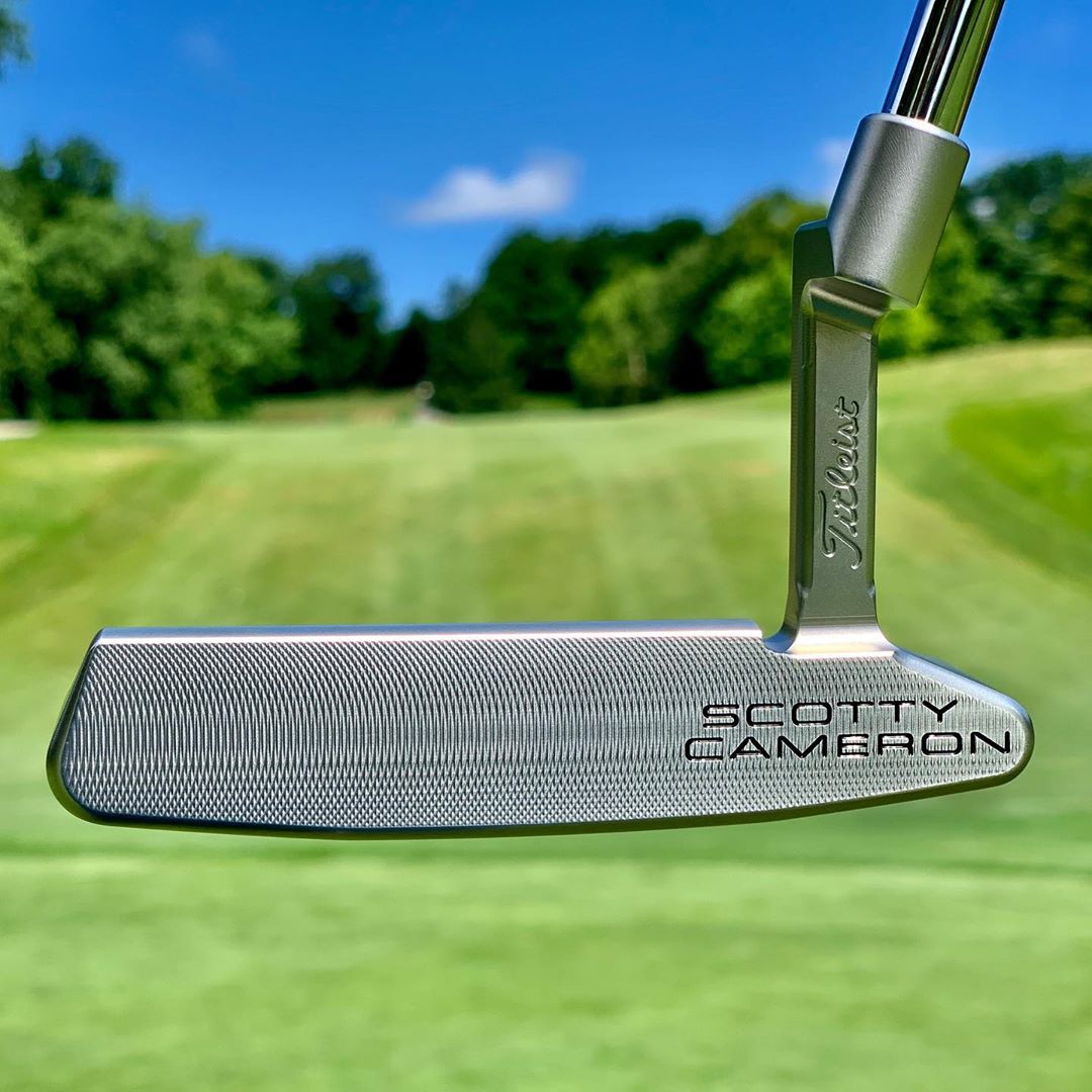 The 1 Writer in Golf Scotty Cameron Special Select Squareback 2