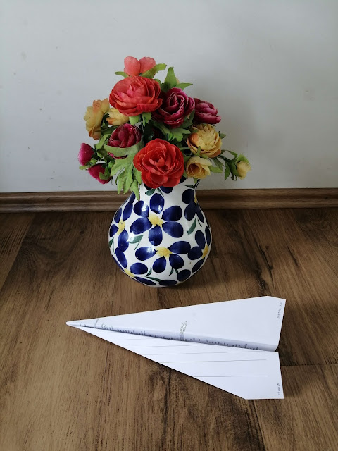 Vliegtuig vouwen van papier