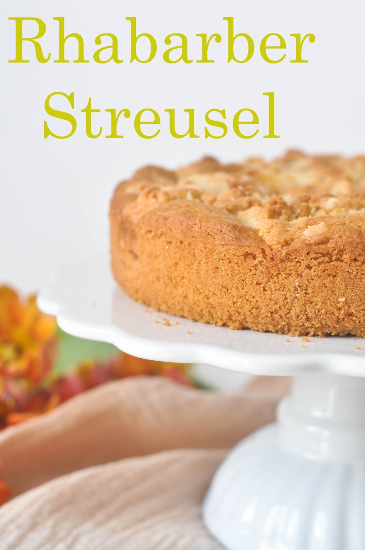gluten free Rhubarb-Streusel-Cake with Olive Oil
